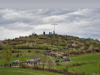 PHOTO-2025-04-19-12-40-46